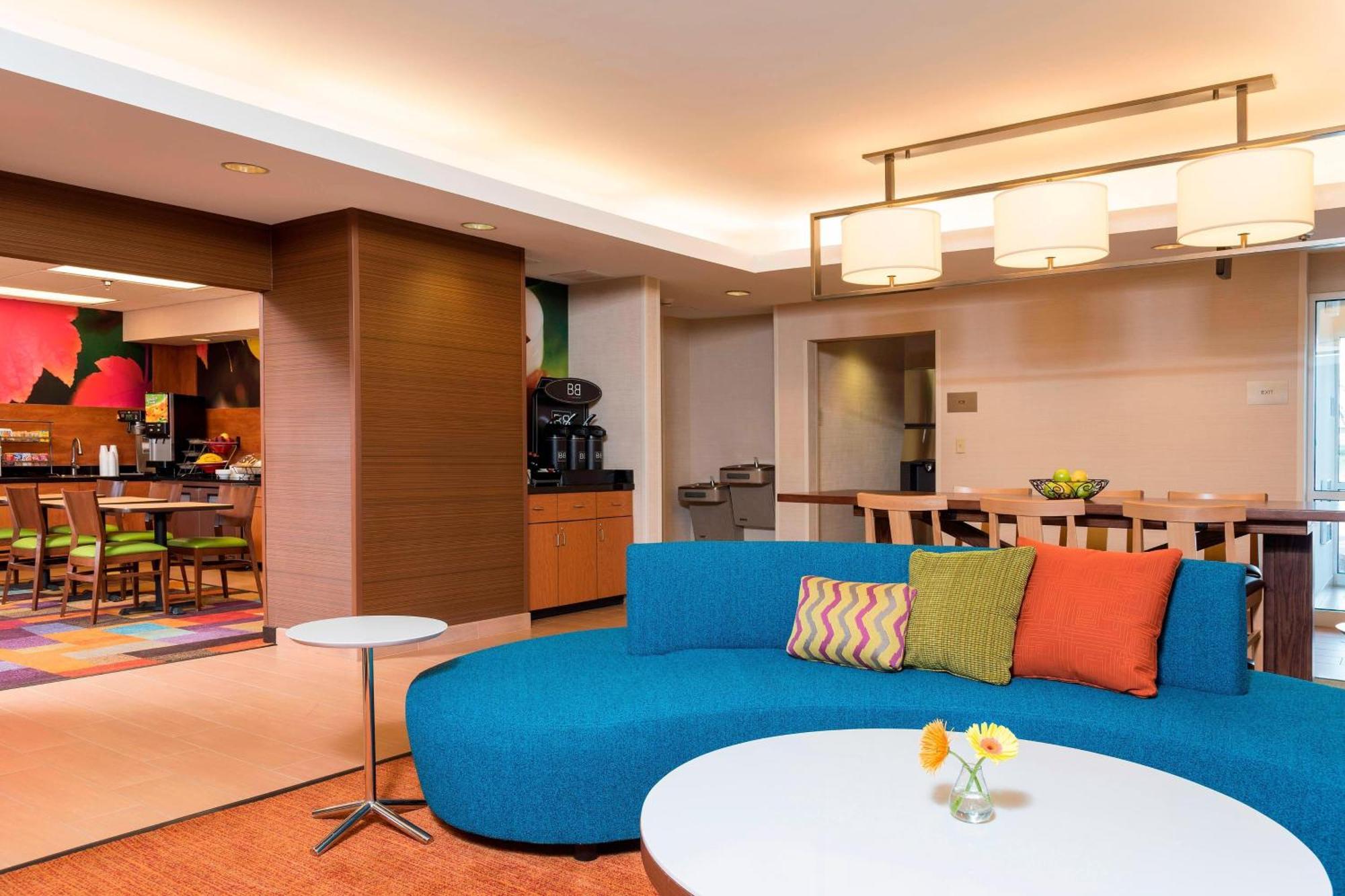 Fairfield Inn & Suites By Marriott בלומינגטון מראה חיצוני תמונה